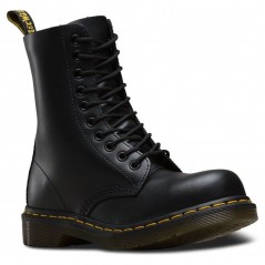 Dr. Martens 1490 Black Fine Haircell 